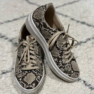 Topshop platform sneaker